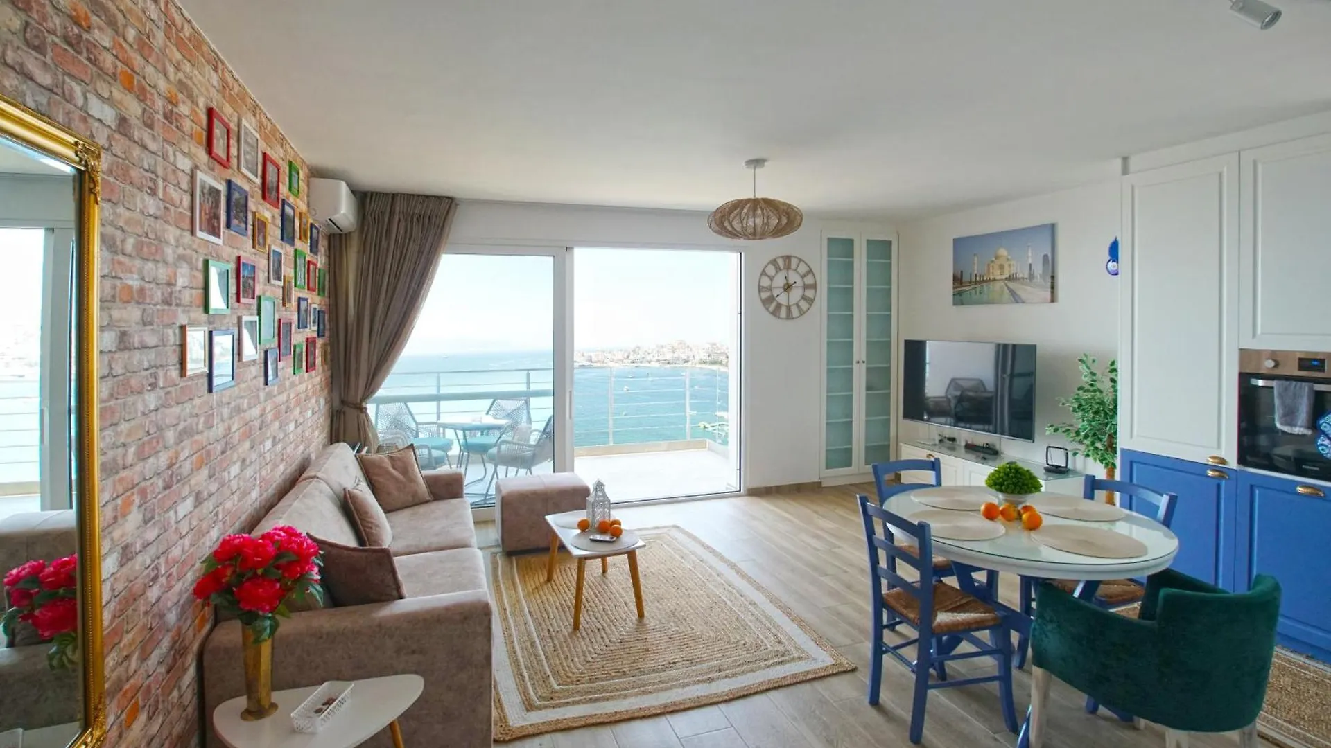 Blue Eye Apartment location